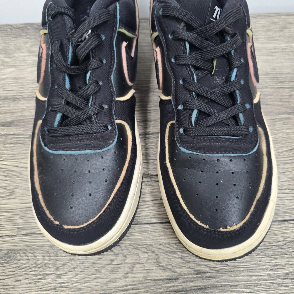 NIKE AIR FORCE‎ 1 LV8 GS 'OUTLINE' Black/Pink-Barely Volt CD7406-001 Size 7Y